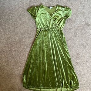 Velvety green dresd